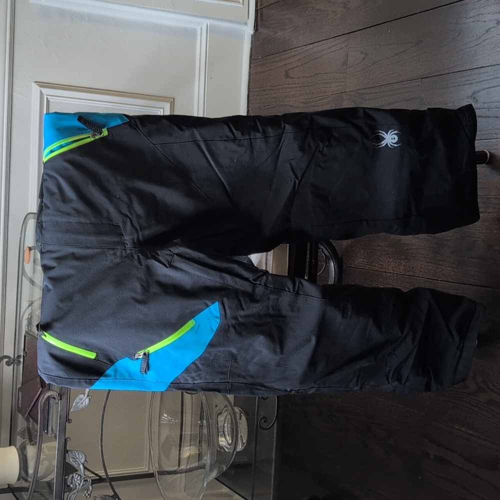 Boy's size 16 Spyder ski pants